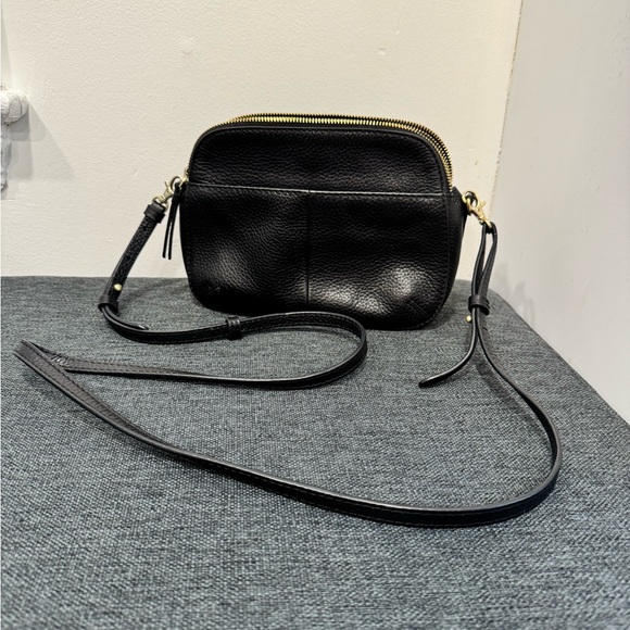 RADLEY LONDON Dukes Place Medium Leather Ziptop Crossbody Bag with Gold Accents - Picture 4 of 11